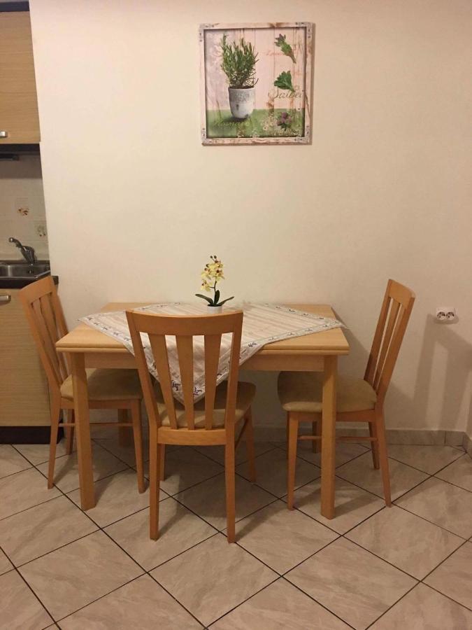 Apartments Klabjan Osp Екстериор снимка